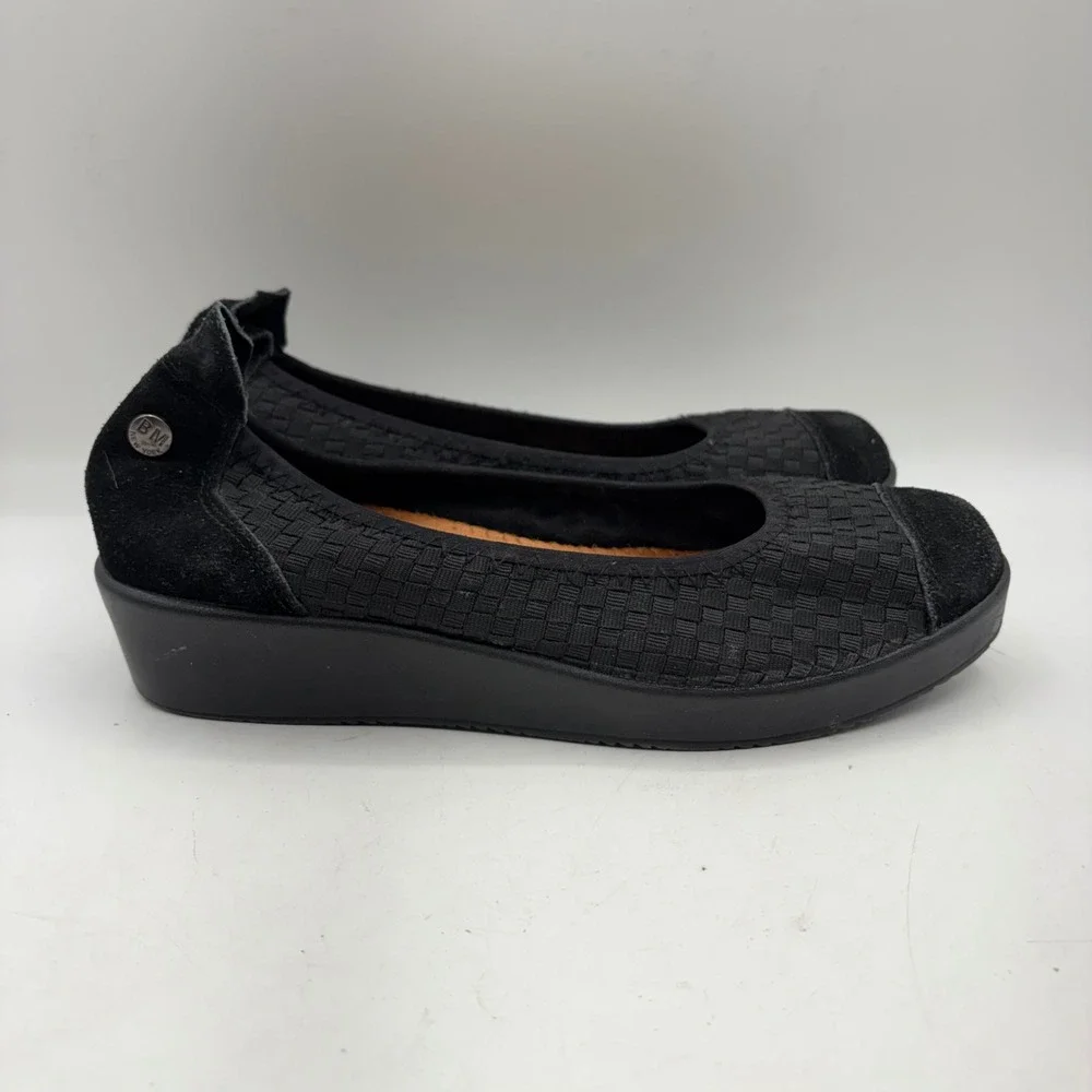 Bernie Mev Black Woven Wedge ‎ Suede Accent Slip On Shoes Womens Size 8